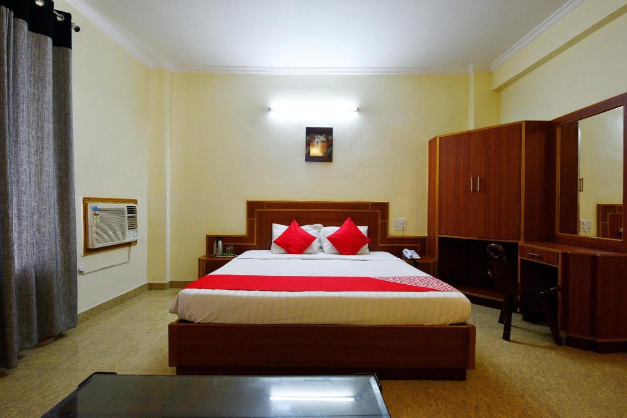 Capital O 4747 Imperial Hotel Katra Katra  Exterior photo